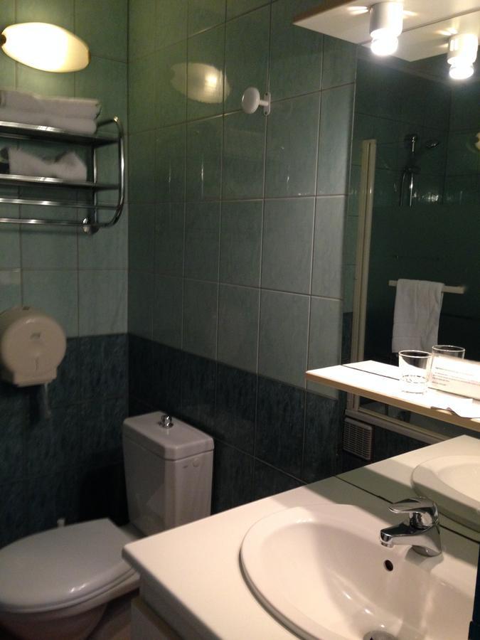 Auberge La Borie Nantes Room photo