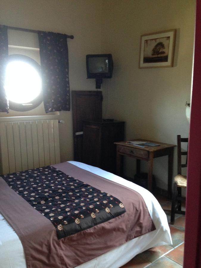 Auberge La Borie Nantes Room photo