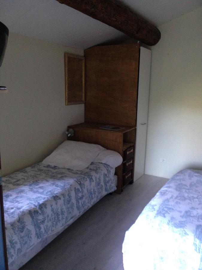 Auberge La Borie Nantes Room photo